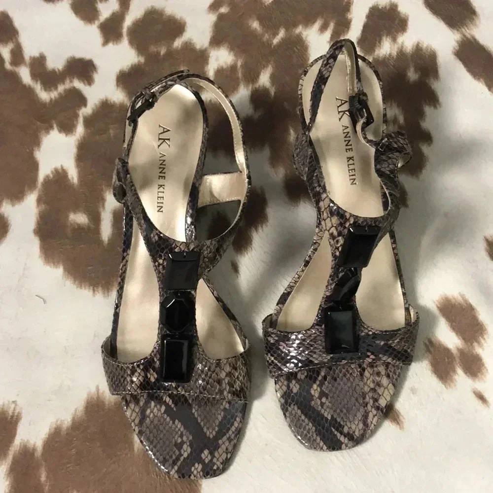 Anne Klein Snake Skin‎ Sandal 6.5